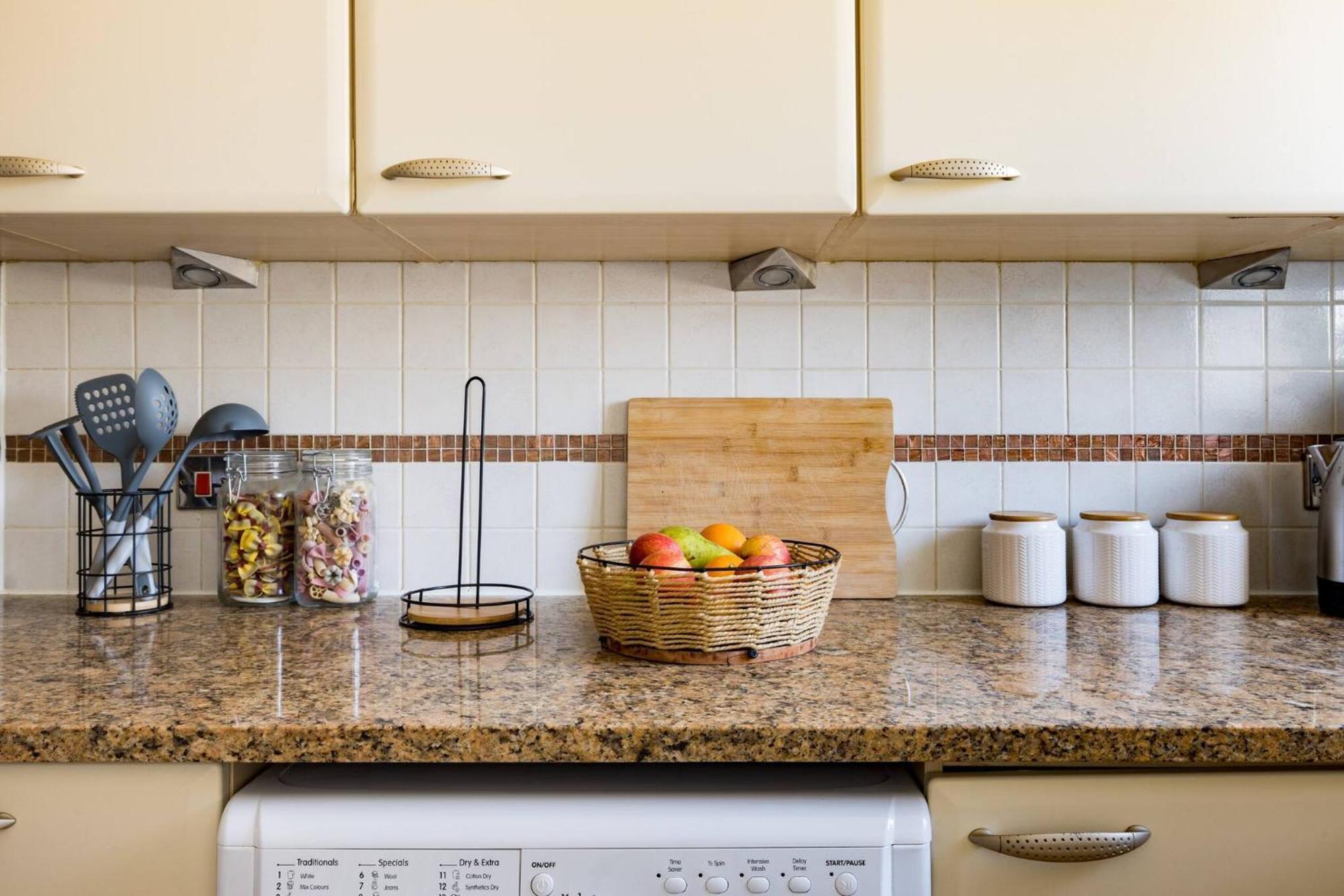 Wild Roses Service Apartments - East India London Bagian luar foto